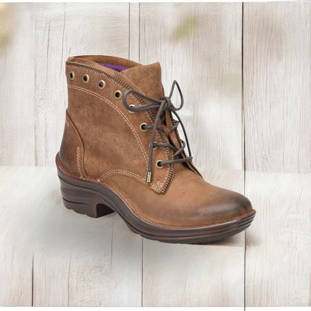 Bionica Brown Lace-Up Women's Boots - Picture 3 of 9